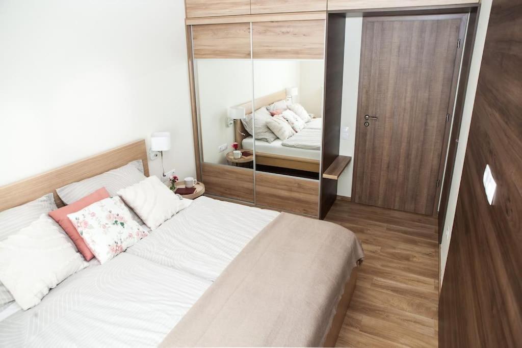 Liszt Apartman Győr Zewnętrze zdjęcie